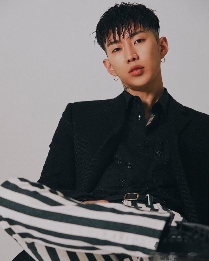 中国新说唱|《中国新说唱》刚官宣，就发文贬低节目组？韩星朴宰范被骂上热搜