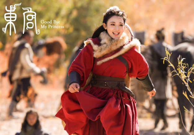 彭小苒|当真为古装而生？彭小苒古风侠女照片风韵万千，比曲小枫还要美！