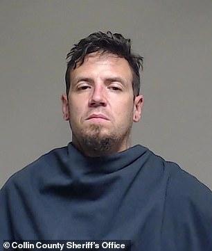 警长|美夫妇将1周大儿子遗体扔焦油桶浸泡，警长：干了30年第一次见