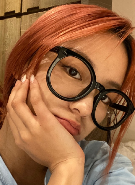 刀小刀被质疑"照骗",直播时关掉滤镜,颜值令网友赞叹