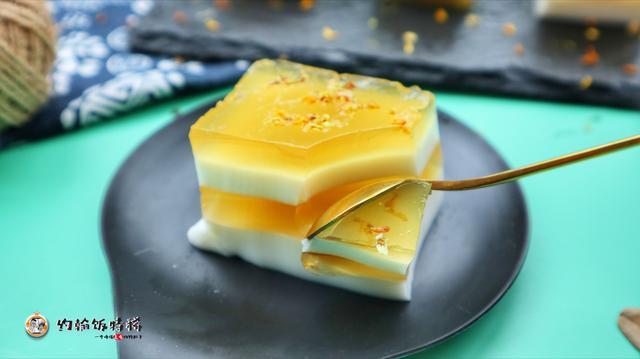 高颜值甜点 椰浆桂花糕 奶香浓郁 花香十足 比果冻好吃多了 腾讯新闻