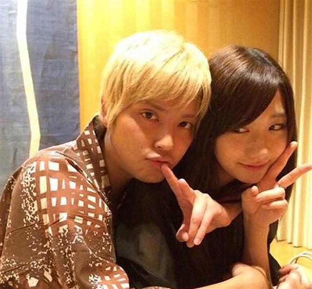 爱豆|日本男偶像崩坏：歌声治愈行为卑鄙，19岁女团爱豆人生因他改变