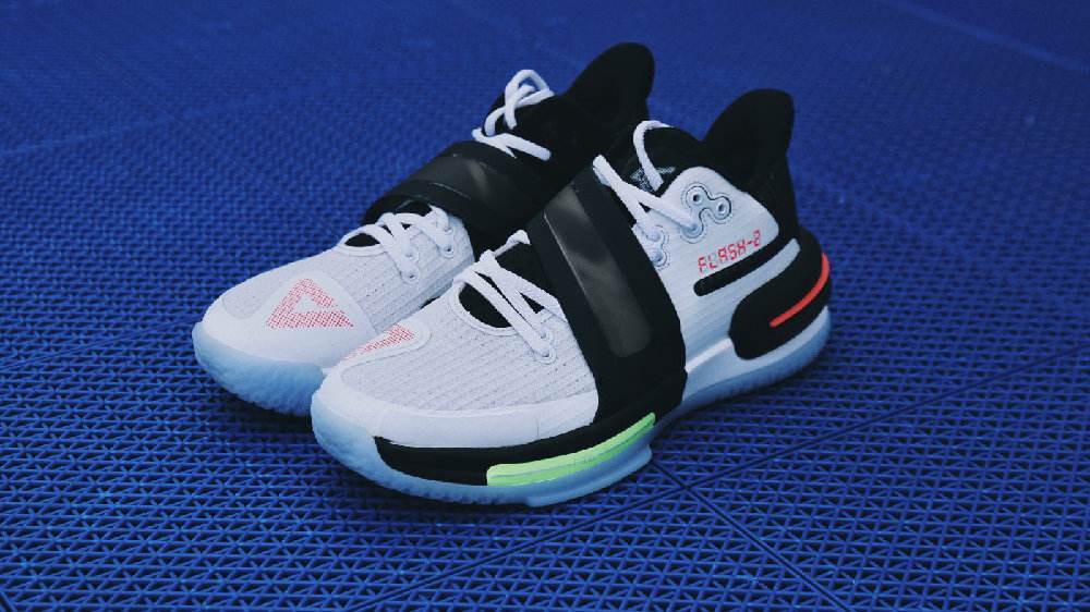 匹克闪现二已经发布相比于一代简直脱胎换骨