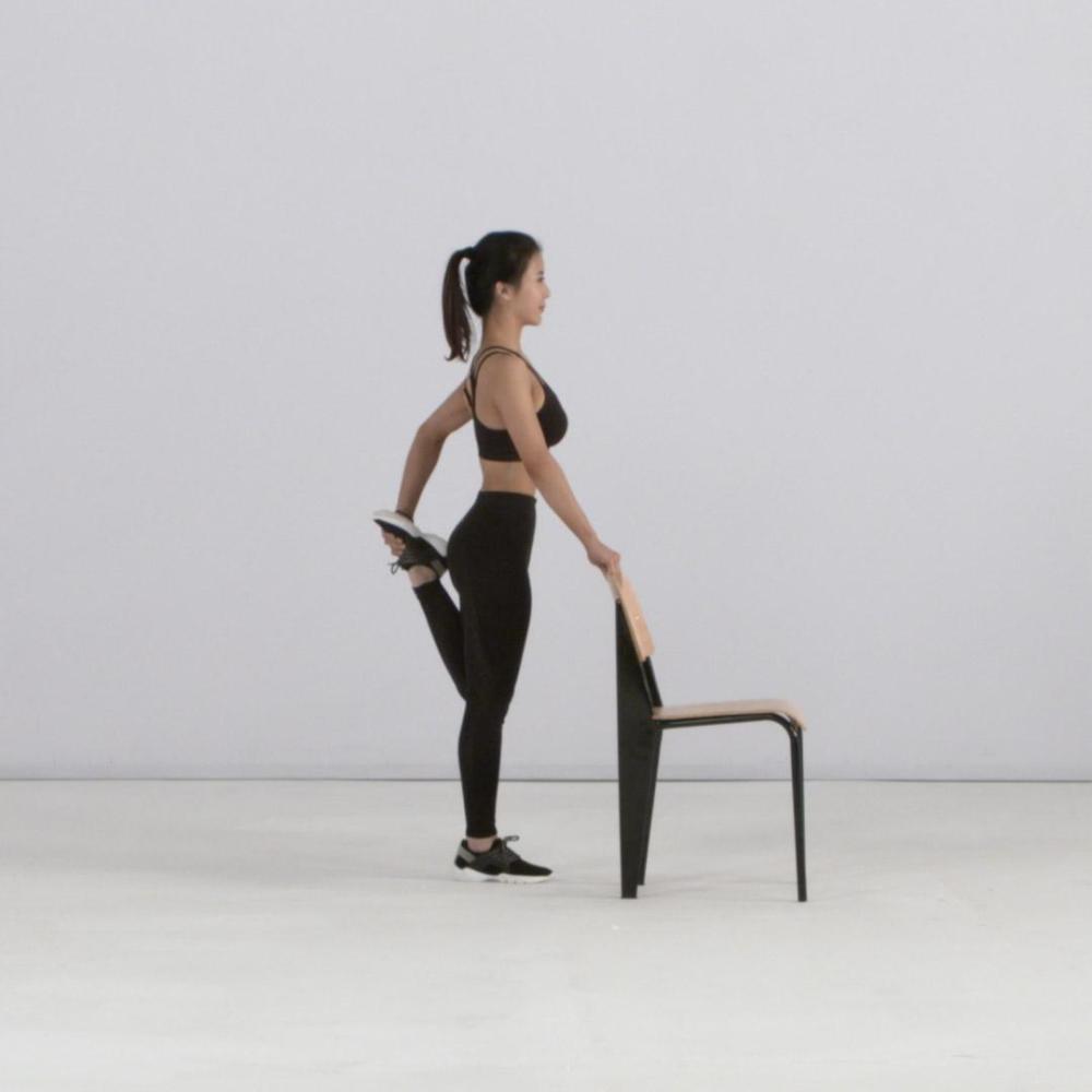 一跑步大腿就疼?多半是因为股四头肌力量太弱!我来告诉你怎么练