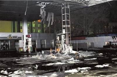 扫码支付|加油站扫码支付真的比打电话还危险？专家解读来了