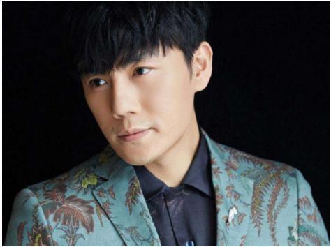 秦昊|他性格倔强，曾两年拒演十几部戏，娶大9岁女星，如今生活美满！