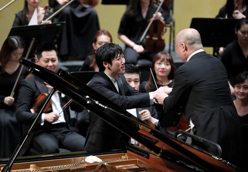 张昊辰|三十而“励”张昊辰：音乐是个谜，我们都在寻找答案