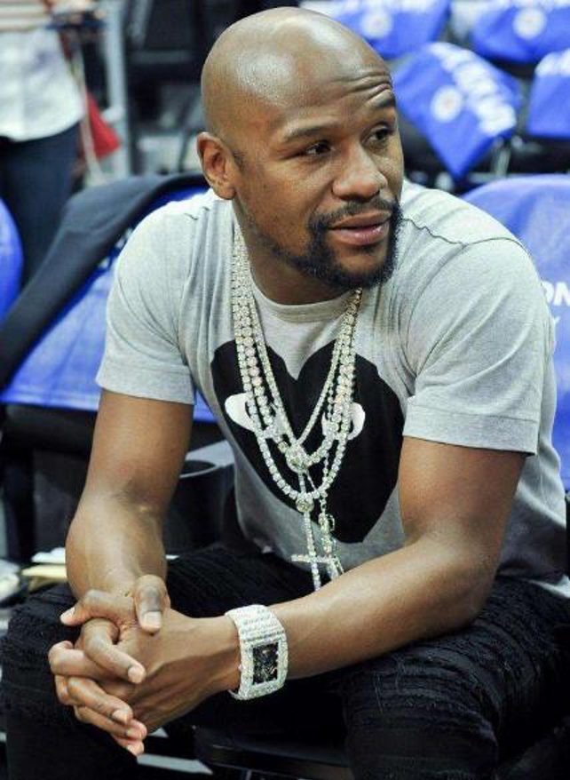 有钱人的快乐我们不懂梅威瑟戴1亿元手表c罗好友结婚送小岛