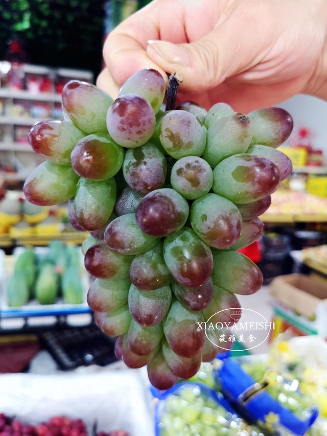 8月葡萄熟了 洗葡萄用盐水等于吃虫卵 学会这一招 虫卵全跑光 腾讯新闻