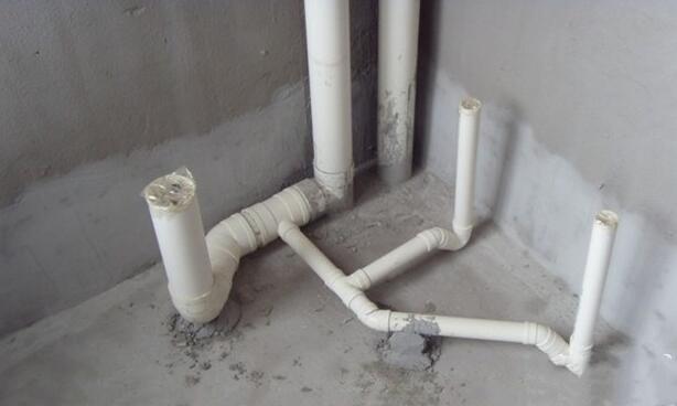 卫生间下水管旁的这根管子千万别拆!听专家说完,想想都后怕!