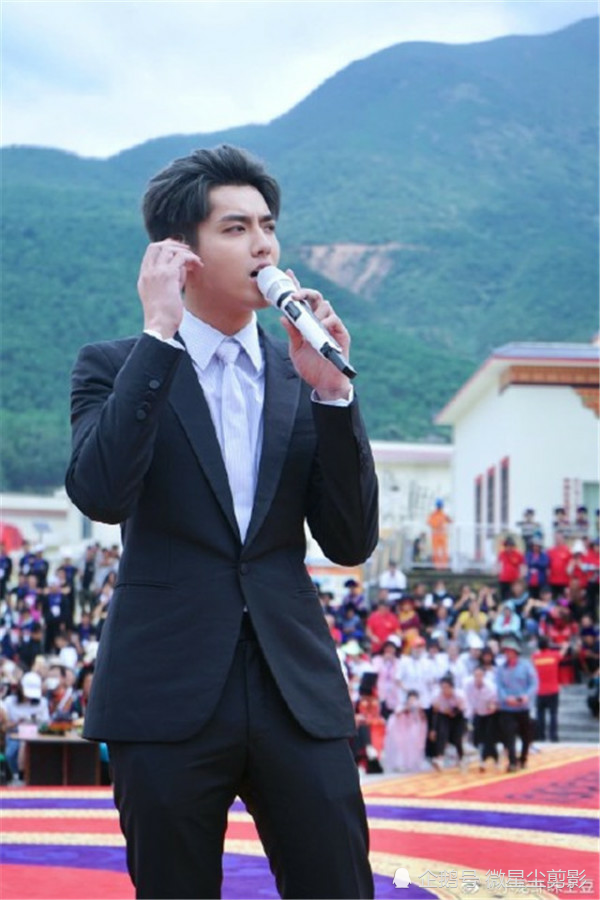 吴亦凡|又是明星排场！吴亦凡保镖一把推开抗洪战士！