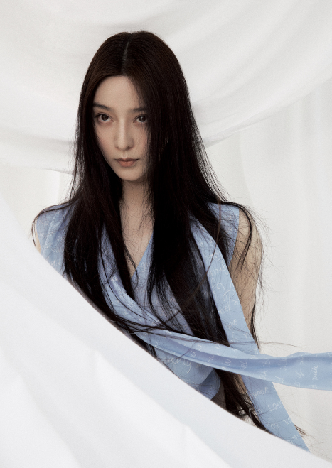 范冰冰|范冰冰被杂志“坑了”？按要求卸去眼妆后，女神成40岁“黄脸婆”