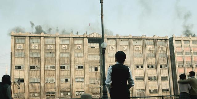 票房|点映票房破1000万，《八佰》首波短评口碑稳了，票房会爆吗？