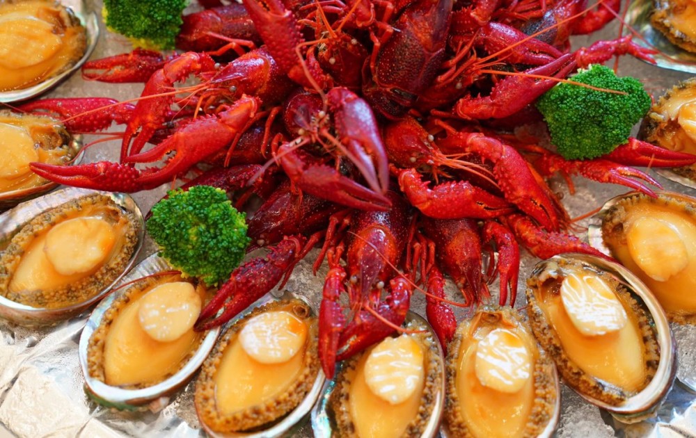 丰台“嗨吃龙虾节”邀请市民一起做龙虾