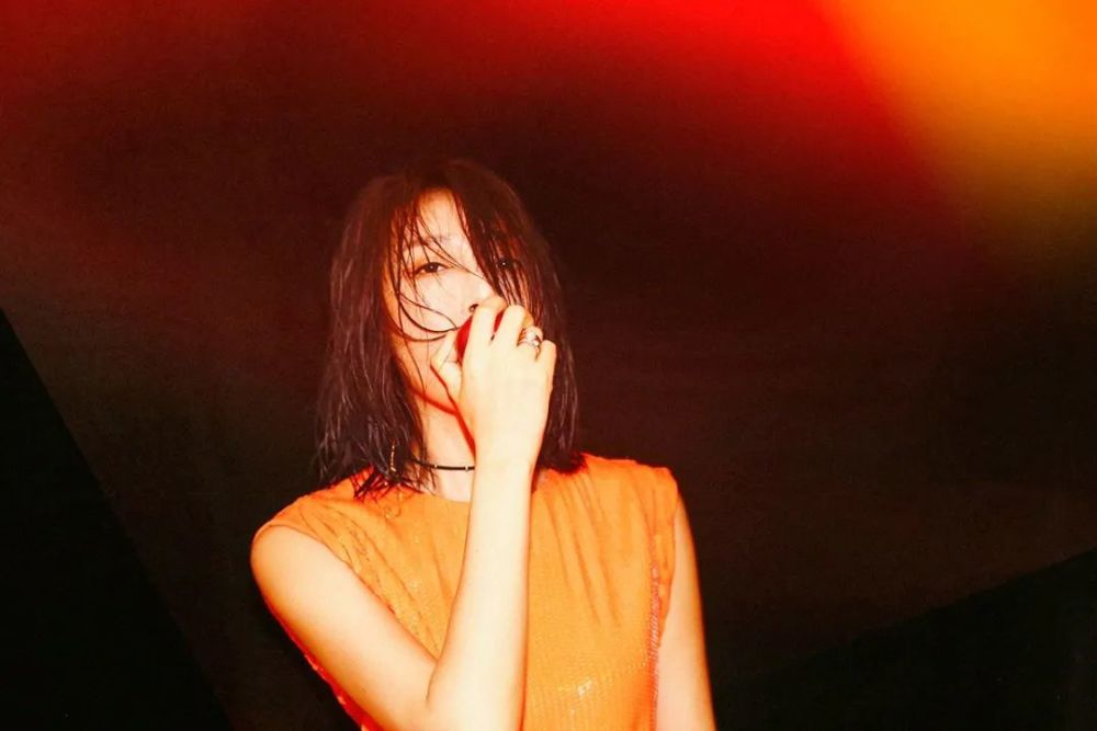 三十而已|因车祸失声、巅峰时被封杀，承包《三十而已》后，她终于又火了