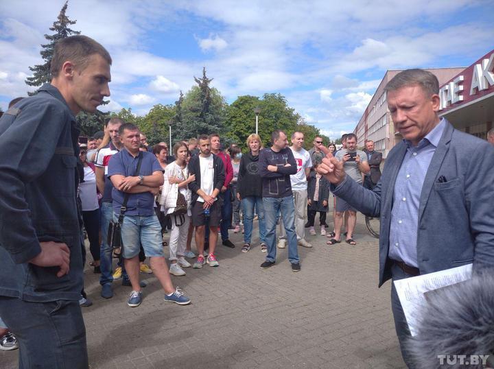 卢卡申科|白俄罗斯总统卢卡申科回应逃亡谣言：我还活着，还在国内