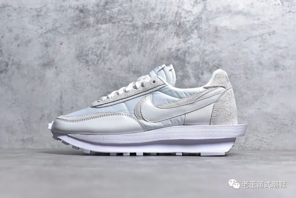 nike联名sacai2.0真假对比,get这些技巧不再被骗!_腾讯新闻