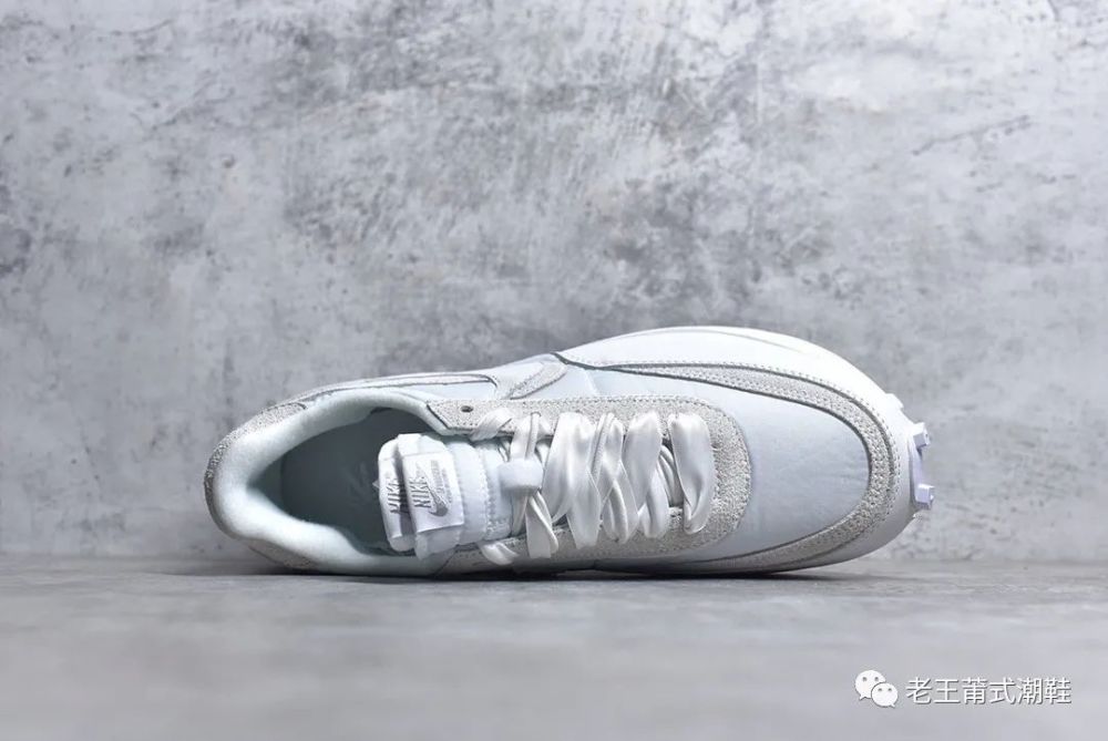 nike联名sacai2.0真假对比,get这些技巧不再被骗!_腾讯新闻