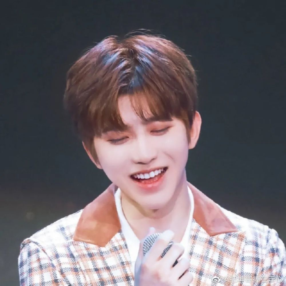 头像丨粉丝要的宝藏男孩蔡徐坤专辑