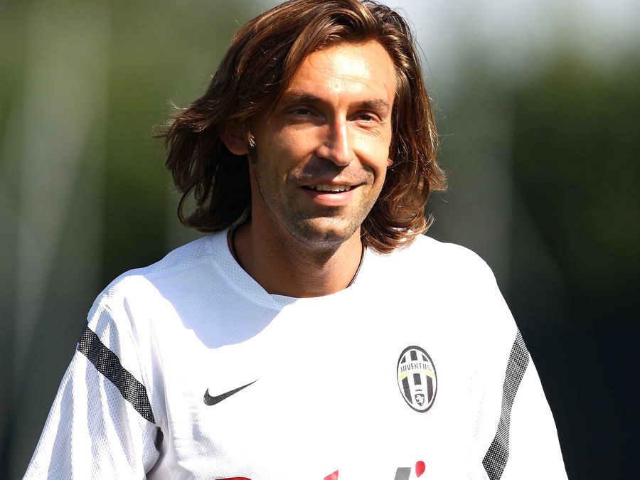 卡卡夸奖c罗将在皮尔洛手下迎来巅峰,后者十几年前就学习弗格森