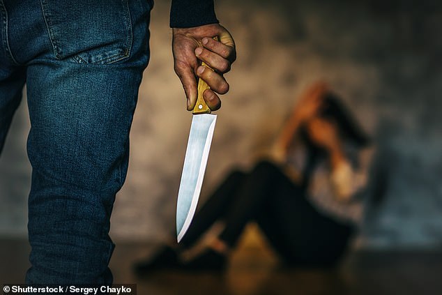 塔斯马尼亚州|澳洲女子拒绝与患尿床症丈夫同屋睡觉，结果遭其家暴差点丧命