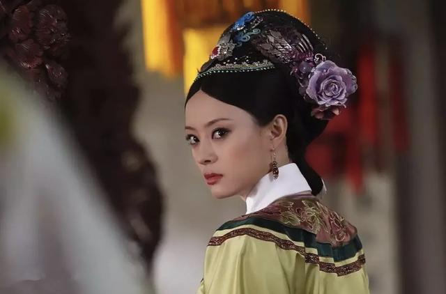 孙俪|孙俪孙茜为《甄嬛传》编剧王小平新书签售站台，娘娘变迷妹求签名