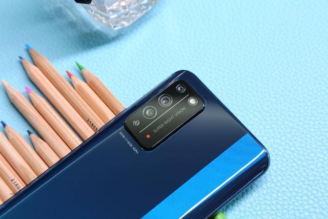 华为荣耀x10体验:均衡与崛起,实力与隐藏