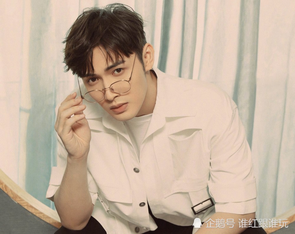 杨幂|10个艺人11部剧，多糊的艺人都有戏拍！当老板，杨幂是业界良心