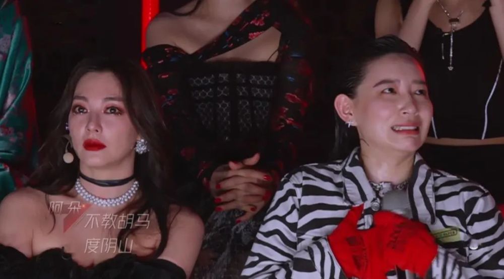 阿朵|惊艳全场的阿朵，依旧不敢挑战万茜，流量之下有实力也需小心谨慎