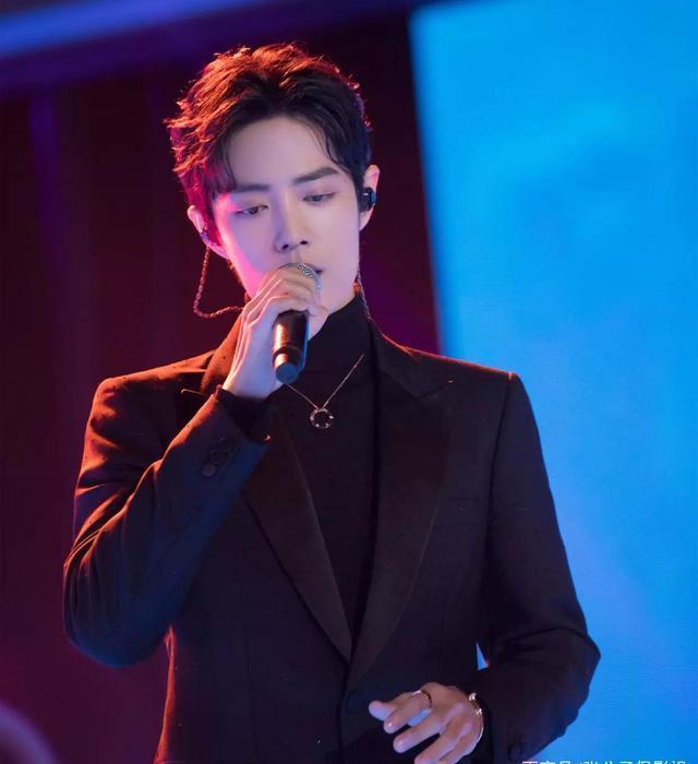 肖战|2020亚太区最帅百张面孔，肖战入围前10，第1名惨遭质疑