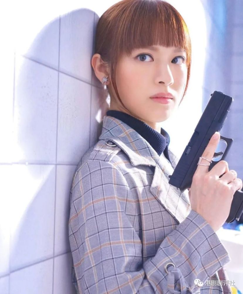 tvb|TVB小花晋升话题女王！对前任保持联系，对绯闻男友称互补缺点