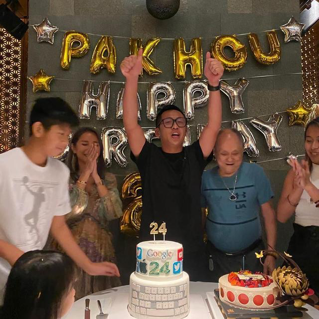 洗米华夫妇为大儿子庆生,洗米嫂笑容灿烂,都想开了