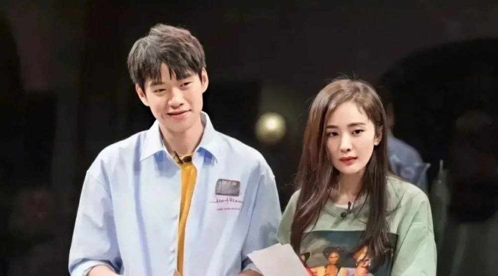 杨幂|知名女星跟迷弟小鲜肉又被拍到同居了！跳过官宣恋爱直奔结婚？