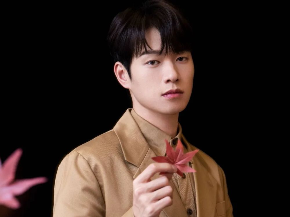 杨幂|知名女星跟迷弟小鲜肉又被拍到同居了！跳过官宣恋爱直奔结婚？