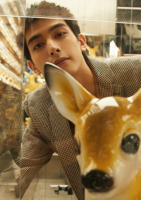 有种焕然一新叫宋威龙寸头照本以为不合适结果颜值巅峰期