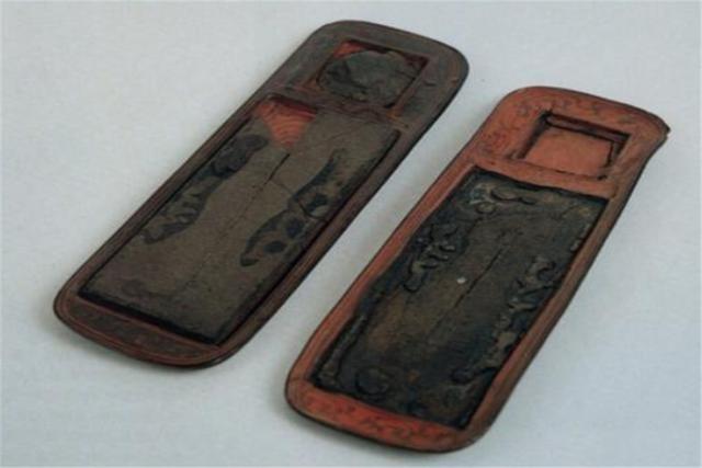 西汉墓葬出土古代眉笔,疑似特殊工艺制作,专家:这个眉笔不一般