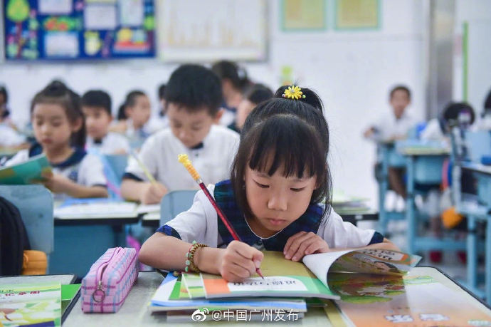 广州大部分学校建议学生开学前14天留在广州