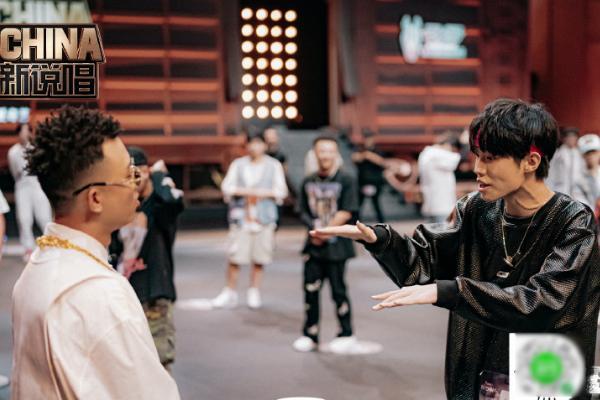 李尔新|中国新说唱首播，GAI尊严受到挑战？李尔新扔链子引网友热议！