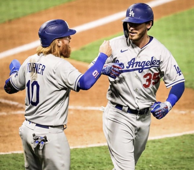 mlb贝林杰单场双响强势反弹道奇74客场战胜天使