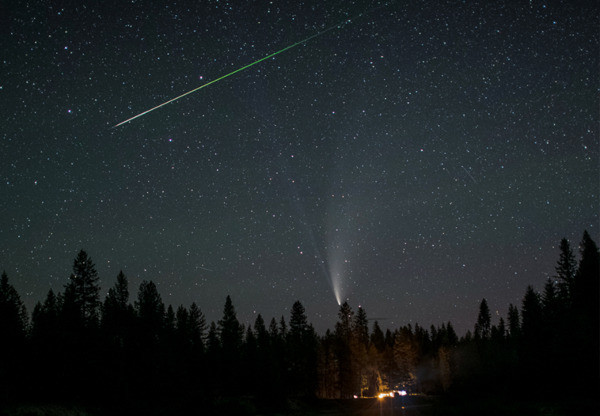 最浪漫的事莫过于陪你去看流星雨天鹅座流星雨即将在天幕上演