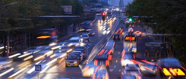 交通违法|“随手拍”举报系统亲测！这些行为不能有，心存侥幸必中招！