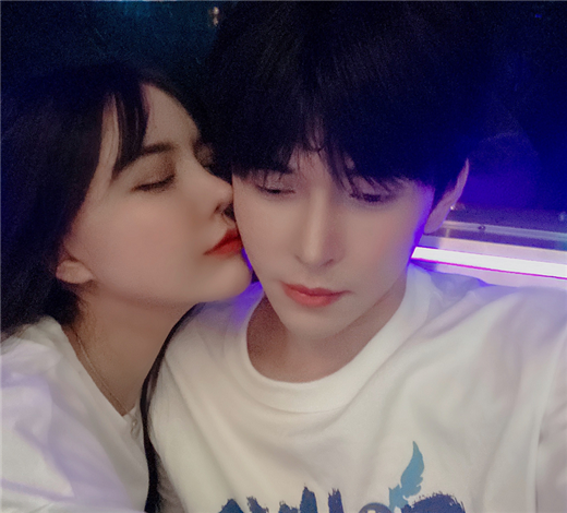 韩安冉又遇感情危机刘允浩终于露出狐狸尾巴相爱只为金钱利益