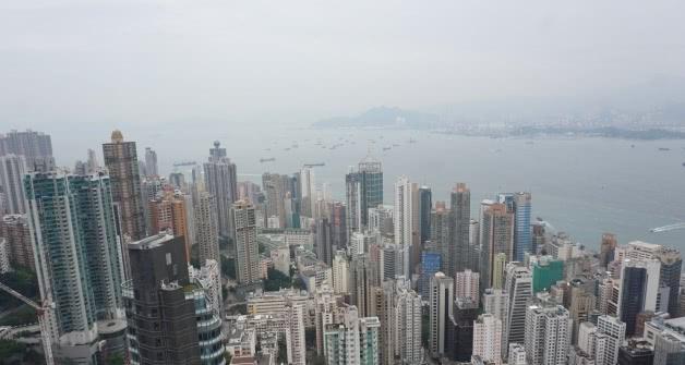 纪晓波|曝纪晓波公司亏损39亿，他却独赚775万，吴佩慈三度按揭豪宅济男友