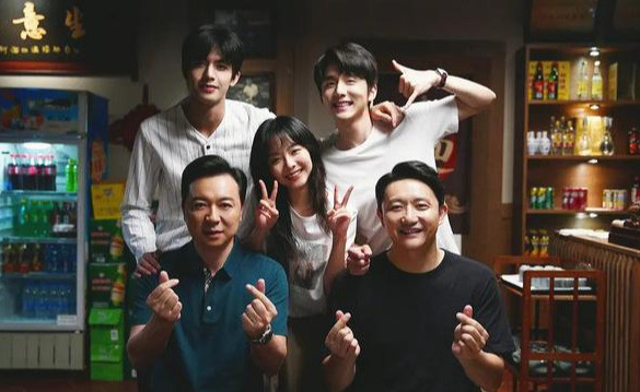 以家人之名|同期上映的三部剧，为何只有《以家人之名》脱颖而出，答案其实很简单