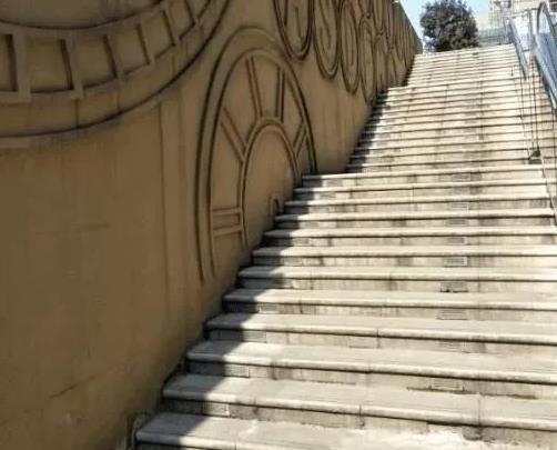 心理测试 3个阶梯 你会走哪个 测出你3年后的社会地位有多高 心理测试