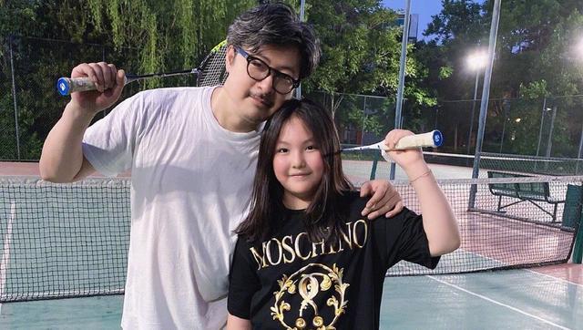 王岳伦就与女子举止亲密道歉-WordPress极简博客