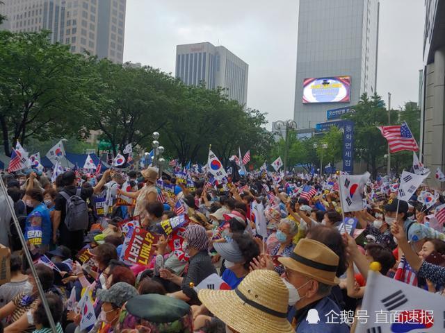 首尔|这个国家是你个人的吗：韩国上万人集会 要求罢免文在寅