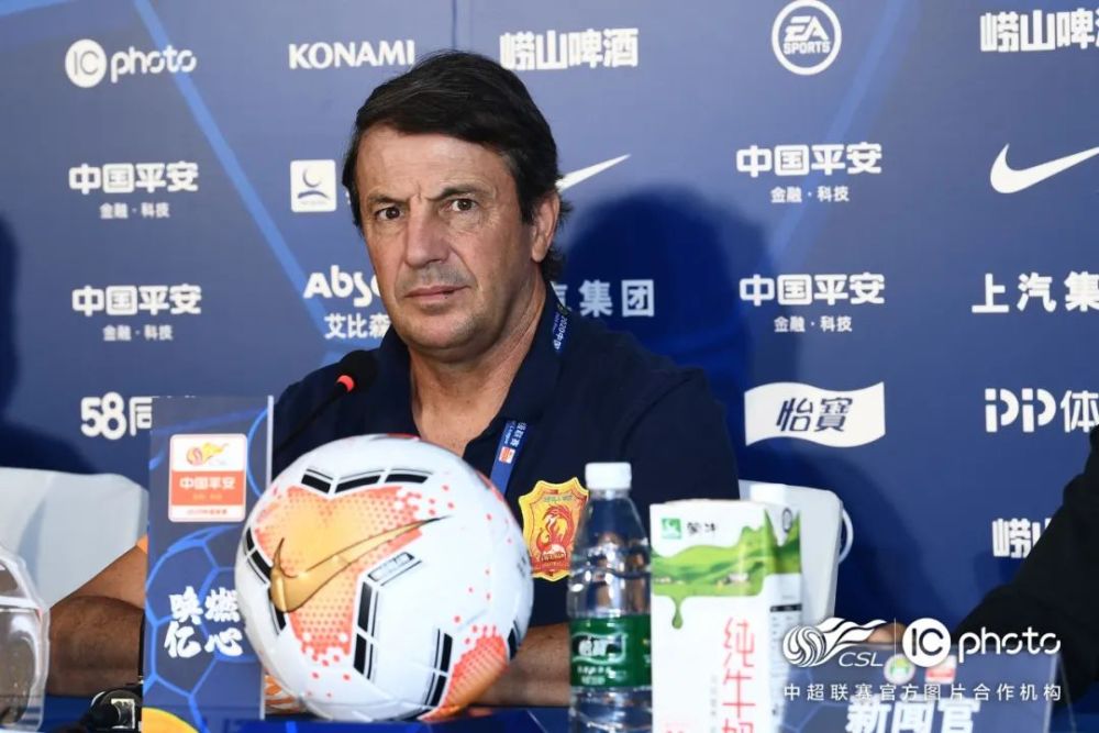 何塞(武汉卓尔队主教练)