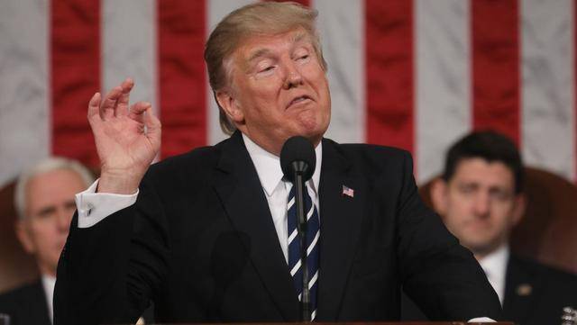 小唐纳德·特朗普|特朗普又给拜登起新绰号“迟钝乔”，受够了的拜登也还击了