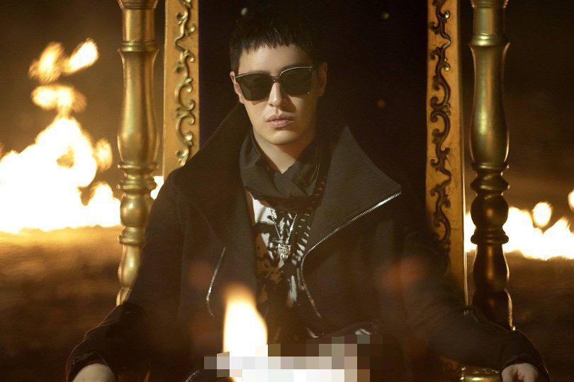 潘玮柏|潘玮柏结婚风波后首现身，节目里自夸福气好，身材发福戏称圆圆的